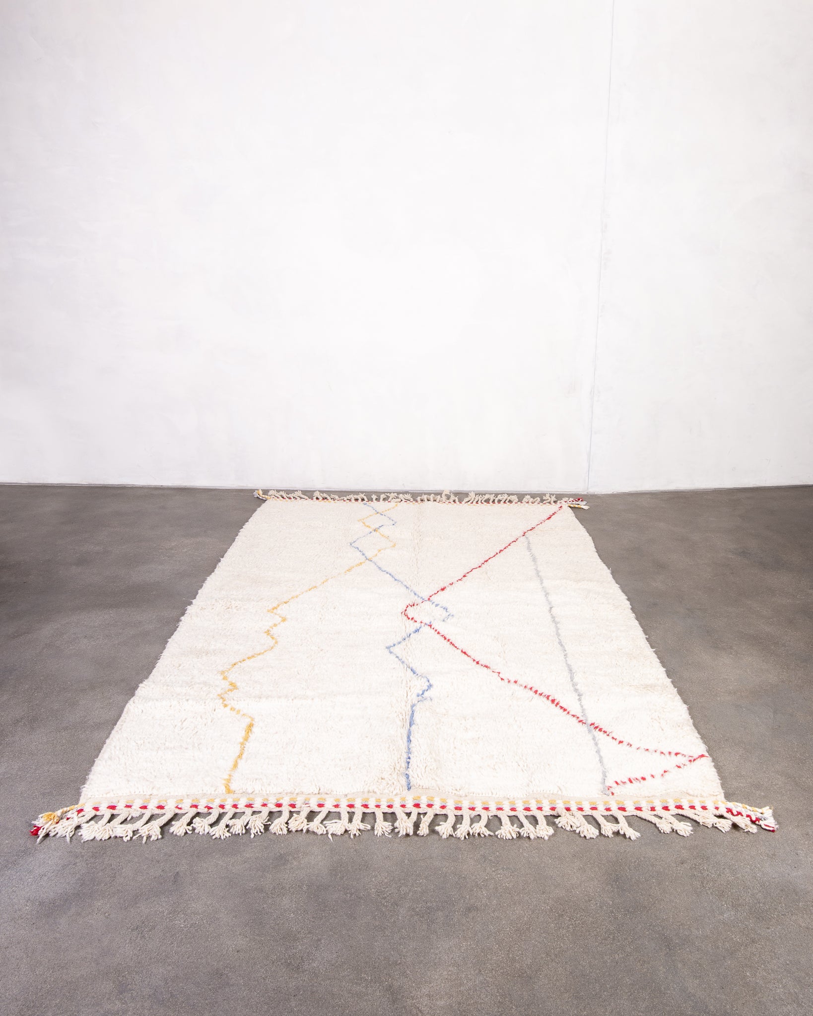 Modern designer handcrafted Berber rug from morocco Beniourain with beautiful colors and patterns